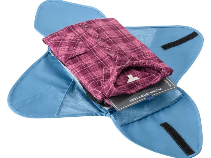 Eagle Creek Reveal Garment Folder M